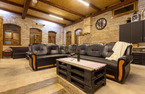 Zmajevac House | Kuća za odmor Baranjski Dvori