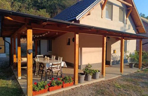 Beocin House | Kuća za odmor Kekec Fruška gora