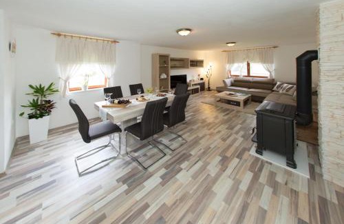 Vrhovine House | Kuća za odmor Marija