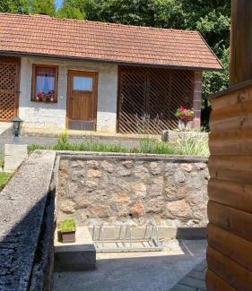 Otocac House | Kuća za odmor Marta