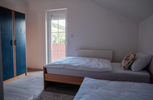 Kupres Ski Chalet | Kuća za odmor -Megy-