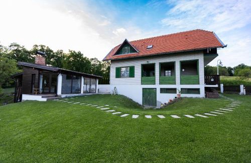 Cernik House | Kuća za odmor Pristaš