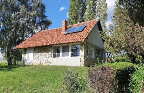 Petrovaradin House | Kućerak Višnja