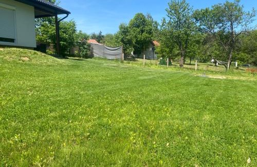Babe House | Kućica u šumici