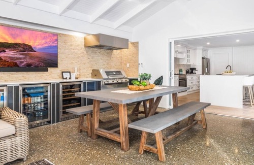 North Avoca House | KU DE TA | Pool , Spacious Home | Accom Holidays