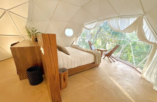 Chemuyil House | Ku Kuk Glamping – Domo Raíces