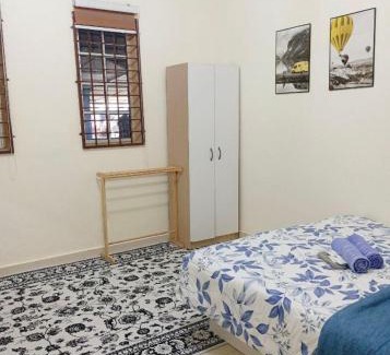 Sungai Karang House | Kuantan SnakeRiver Homestay