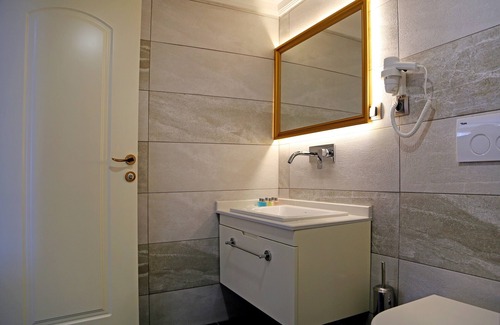 Gulyalı Hotel | Kubalic Hotel