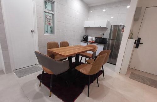 Pusat Komersil Lee Ling Apartment | Kuching Metrocity Homestay-S01 Wincy