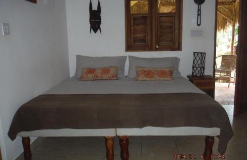 Treasure Beach House | KuDehya Guesthouse