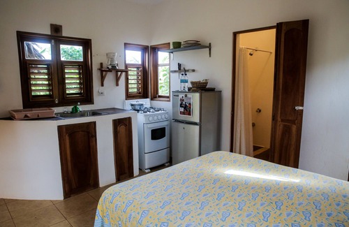 Treasure Beach House | Kudehya Guesthouse