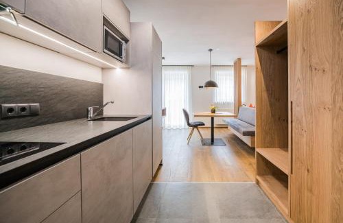 Vierschach Apartment | Kuenz Dolomites App 2
