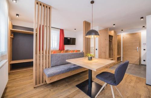 Vierschach Apartment | Kuenz Dolomites App 2