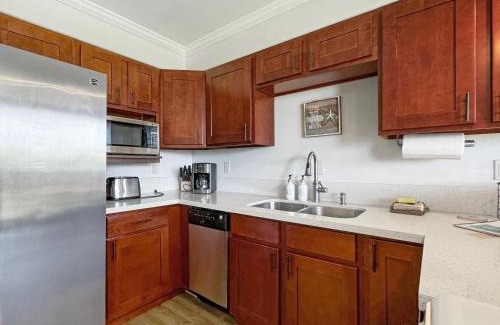 Poipu Apartment | Kuhio Shores- Oceanfront, AC, Ground Floor