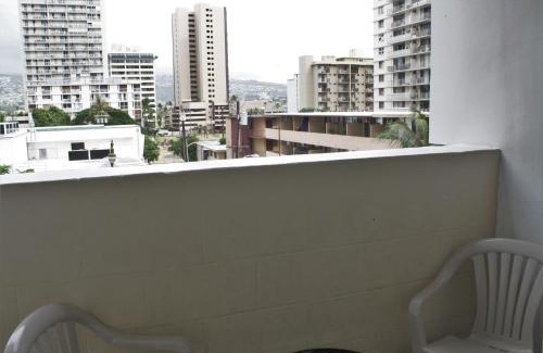 Waikiki Apartment | Kuhio Village 510 KING Bed with Renovated Kitchenette