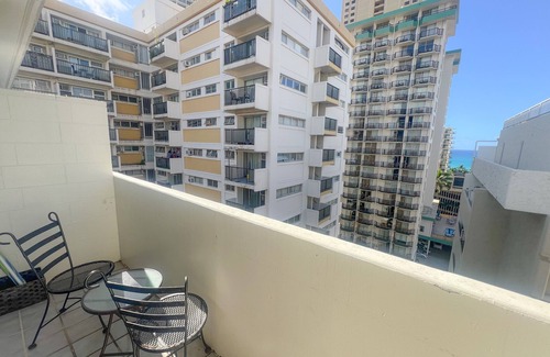 Waikiki Apartment | Kuhio Village Ocean View Studio | Private Lanai