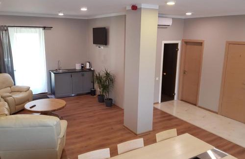 Pieriga Hotel | Kuivižu Krogs - motelis