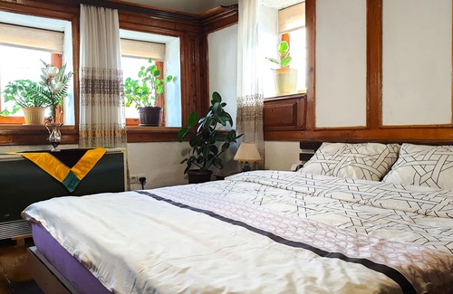 Gjakova House | Kulla Dula Guesthouse