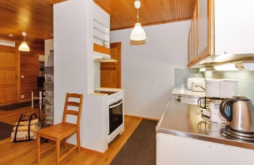Bomba House | Kulta-käkönen 10 By Bomba by Interhome