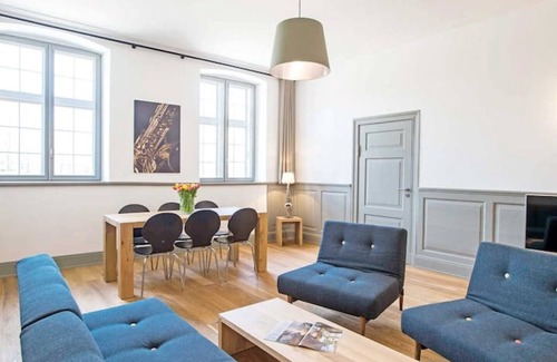 Altenkrempe Apartment | Kultur Gut Hasselburg | Saxophone | 5er FeWo