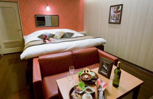 Nishihara Hotel | Kumamoto Hotel Christmas Forest Garden (Love Hotel)