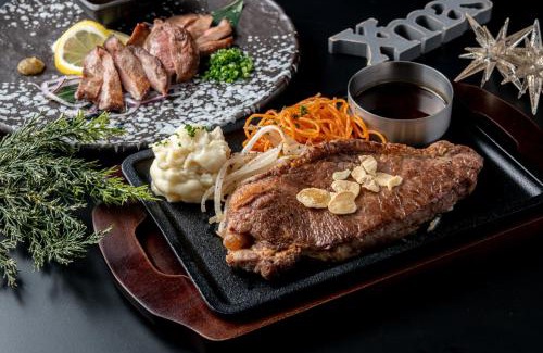 Nishihara Hotel | Kumamoto Hotel Christmas Forest Garden (Love Hotel)