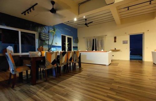 Catmon House | Kums Vacation Beach House in Catmon