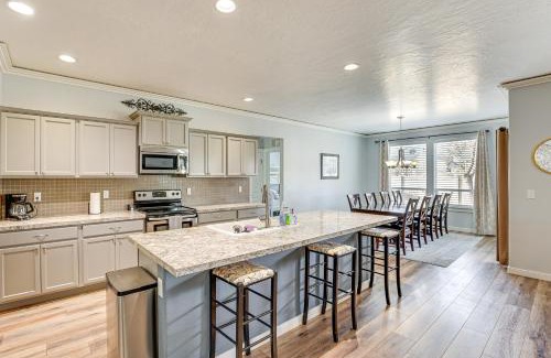 Kuna House | Kuna Group Getaway with Patio and Grill