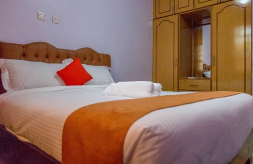 Nyeri Bed & Breakfast | Kuniville Guest House