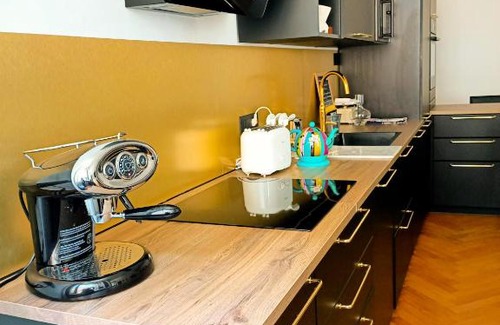 Gorizia Apartment | Kunst fünf
