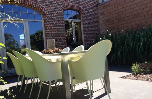 Zandvoorde House | Kunstmin, cozy holiday home in the Ypres and Passendale regions