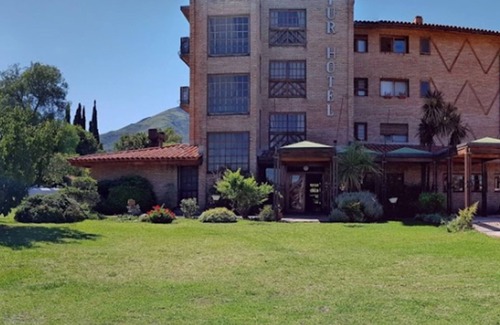 Capilla del Monte House | Kuntur Posada