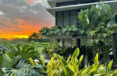 Playa Hermosa Cobano Villa | KUNUK- Walk to Hermosa beach