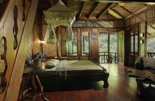 Bukit Lawang House | Kupu Kupu Garden Guest House & Cafe