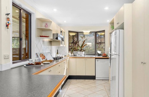 Kurrajong House | Kurrajong Village Delight - Pets Welcome