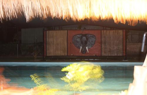 Kurrimine Beach House | Kurrimine 4 bedroom house and pool