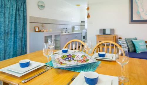 Kurrimine Beach House | Kurrimine Fishing Haven - Pet Friendly