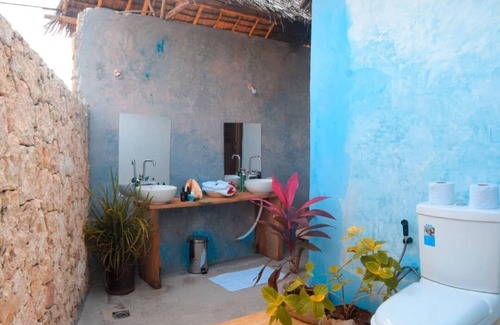 Kizimkazi Hotel | Kusini Beach Bungalows