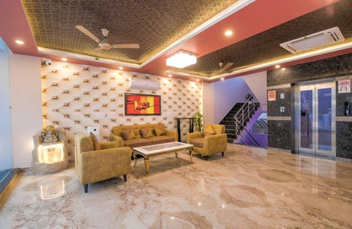 Greater Noida Hotel | Kusum house