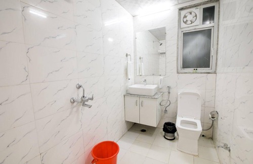 Greater Noida Hotel | Kusum house