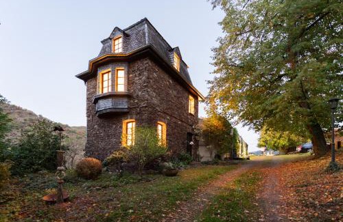 Klotten Villa | Kutscherhaus auf Burg Coraidelstein