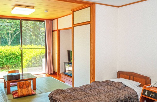 Kurogi Hotel | Kutsuroginomori Greenpia Yame