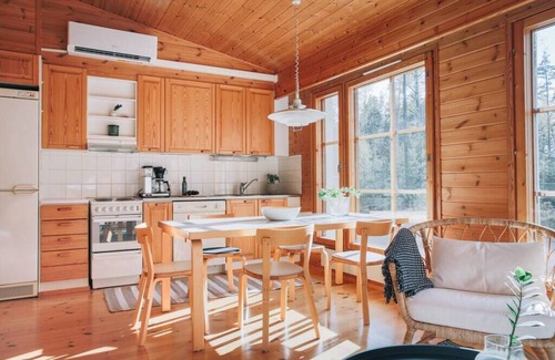 Upinniemi Cabin | Kuusi Cabin at KATVE Nature Retreat near Helsinki