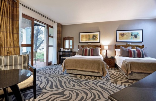 Pilanesberg National Park Cabin | Kwa Maritane Bush Lodge