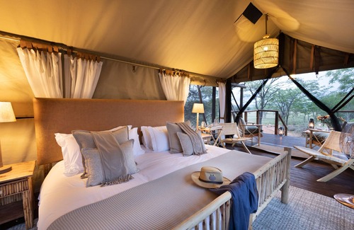 Leeupoort Cabin | Kwafubesi Tented Safari Camp