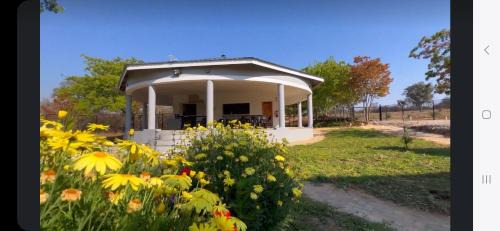 Chirumhanzu Cabin | KwaMahla Village Resort