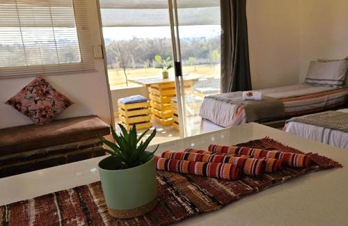 Magaliesberg Apartment | Kwamanzi Guest Farm