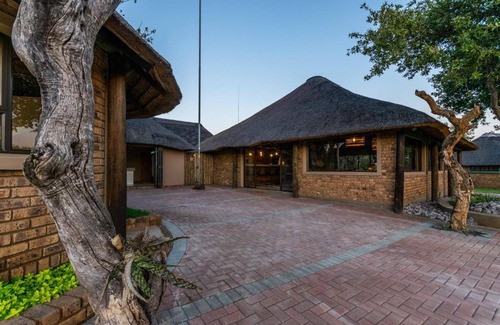Rustenburg Cabin | KwaNathi Lodge