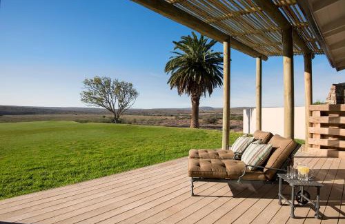 Grahamstown Cabin | Kwandwe Private Game Reserve - Fort House