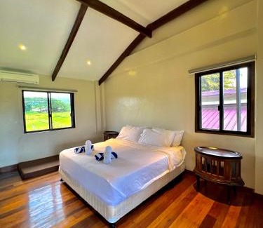 Salvador Benedicto Bed & Breakfast | Kwartitos Villa